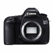 佳能(Conan）EOS-5DSR 单反摄像机套机 17-40MM F/4L镜头（32G内存卡+相机包）